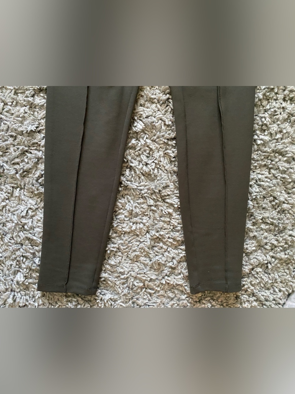 Dynamite slim ankle pants in olive